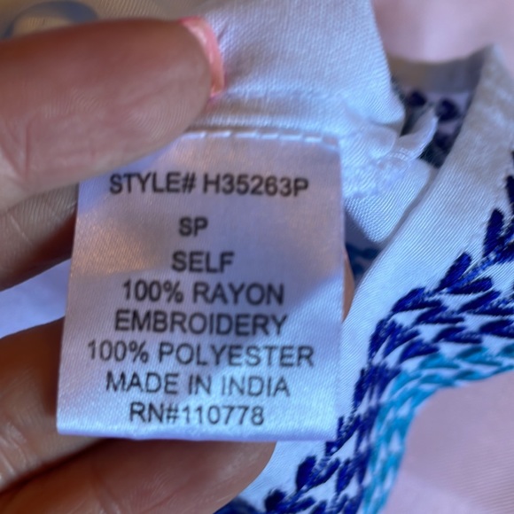 NWT Hazel Freddie smocked off the shoulder top - Picture 8 of 10